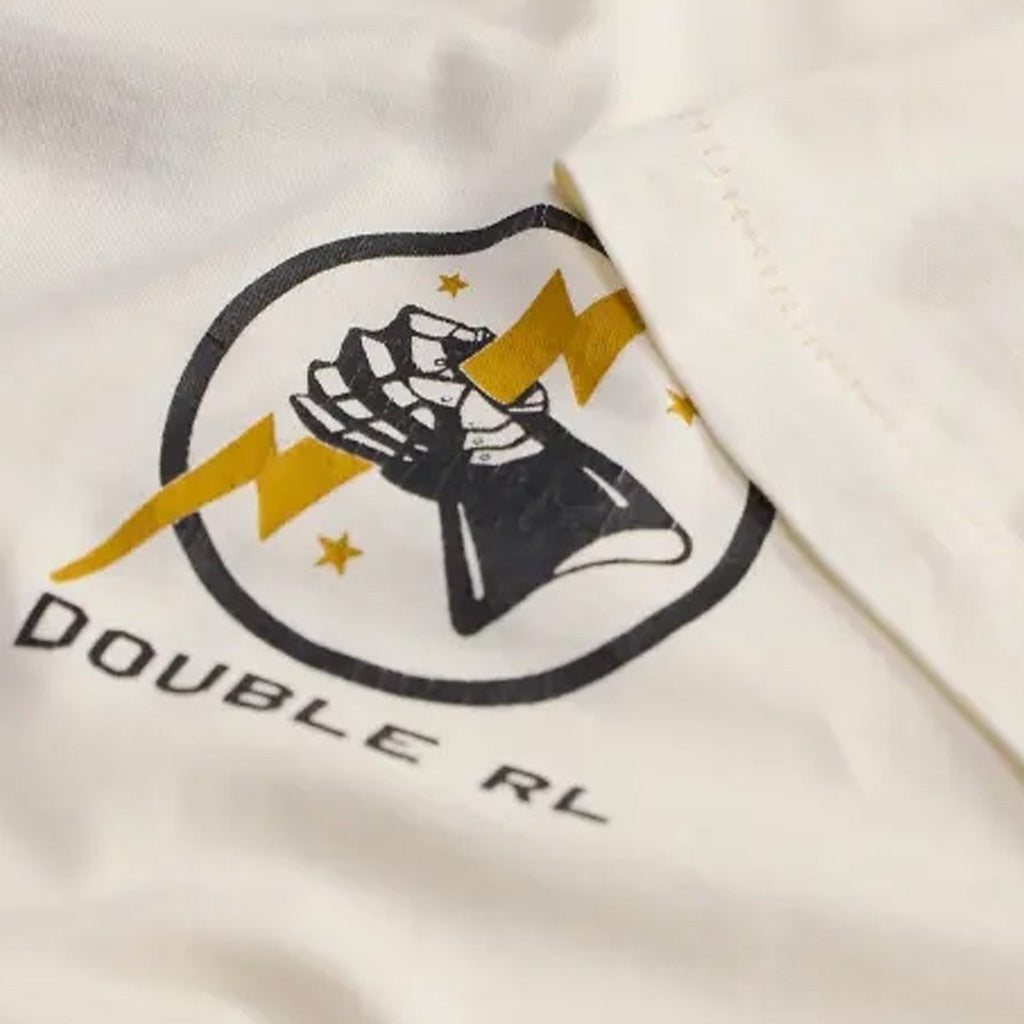 Double RL : GARMENT-DYED JERSEY GRAPHIC T-SHIRT (WARM WHITE)