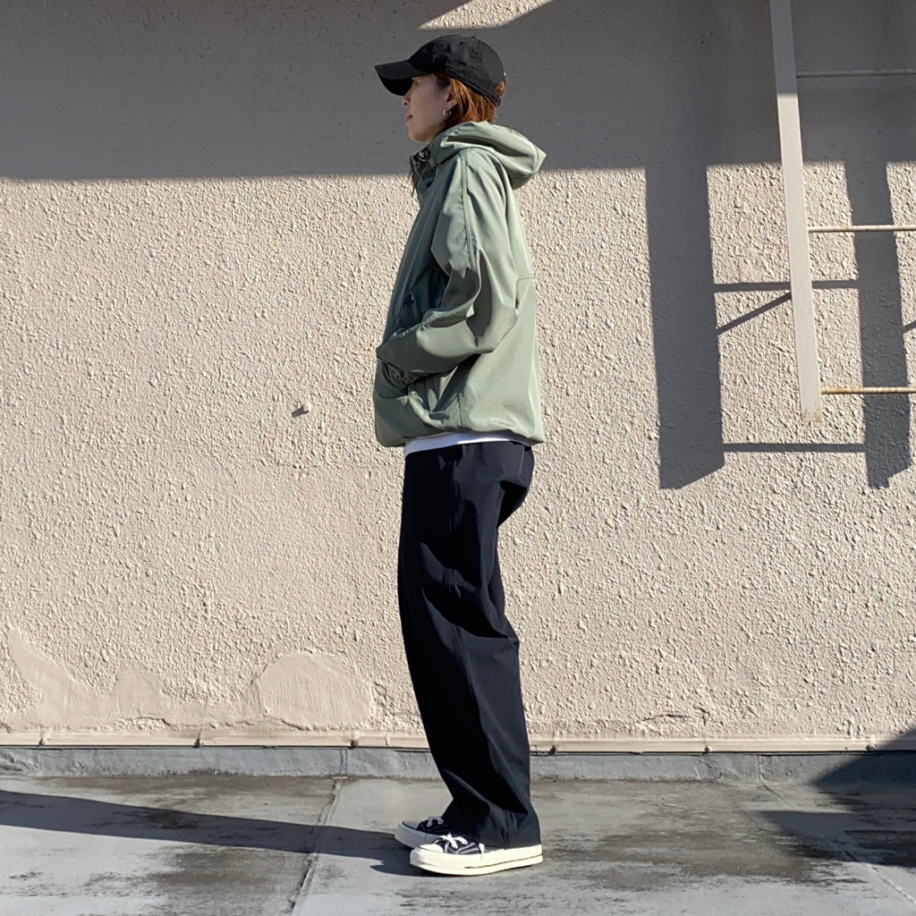 THE NORTH FACE PURPLE LABEL『Mountain Wind Parka』(Sage Green)