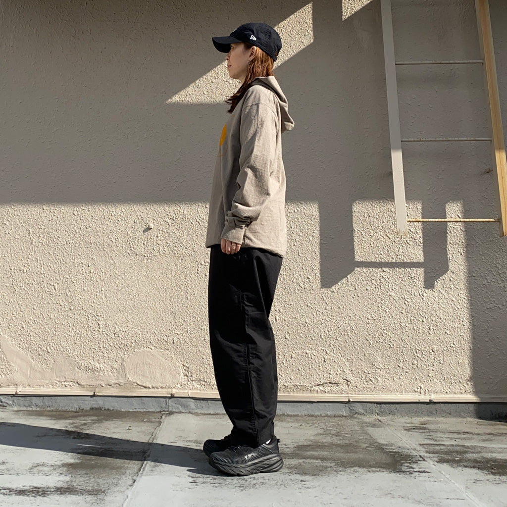 THE NORTH FACE PURPLE LABEL『Field Graphic Hoodie』(Gray Beige)