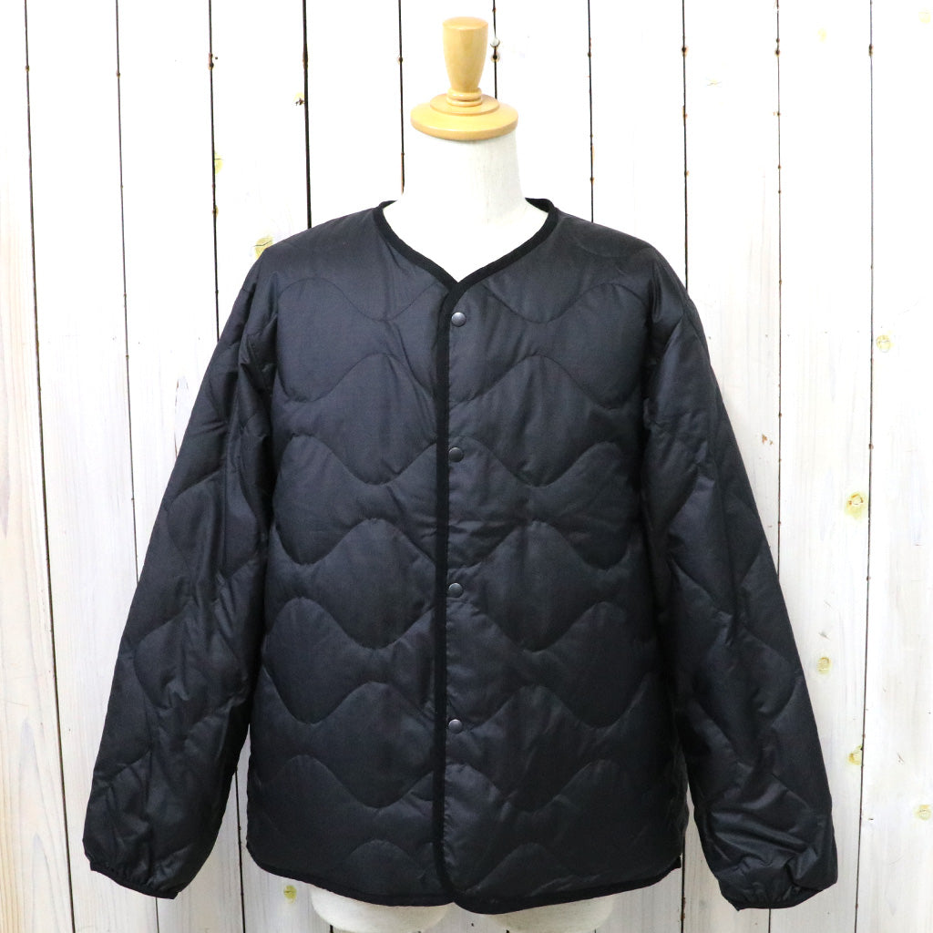 nanamica『Reversible Down Cardigan』(Black)