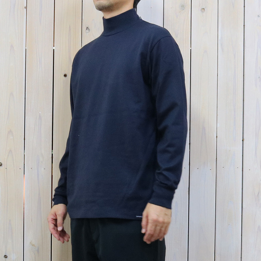 nanamica『L/S Mock Neck Tee』(Navy)