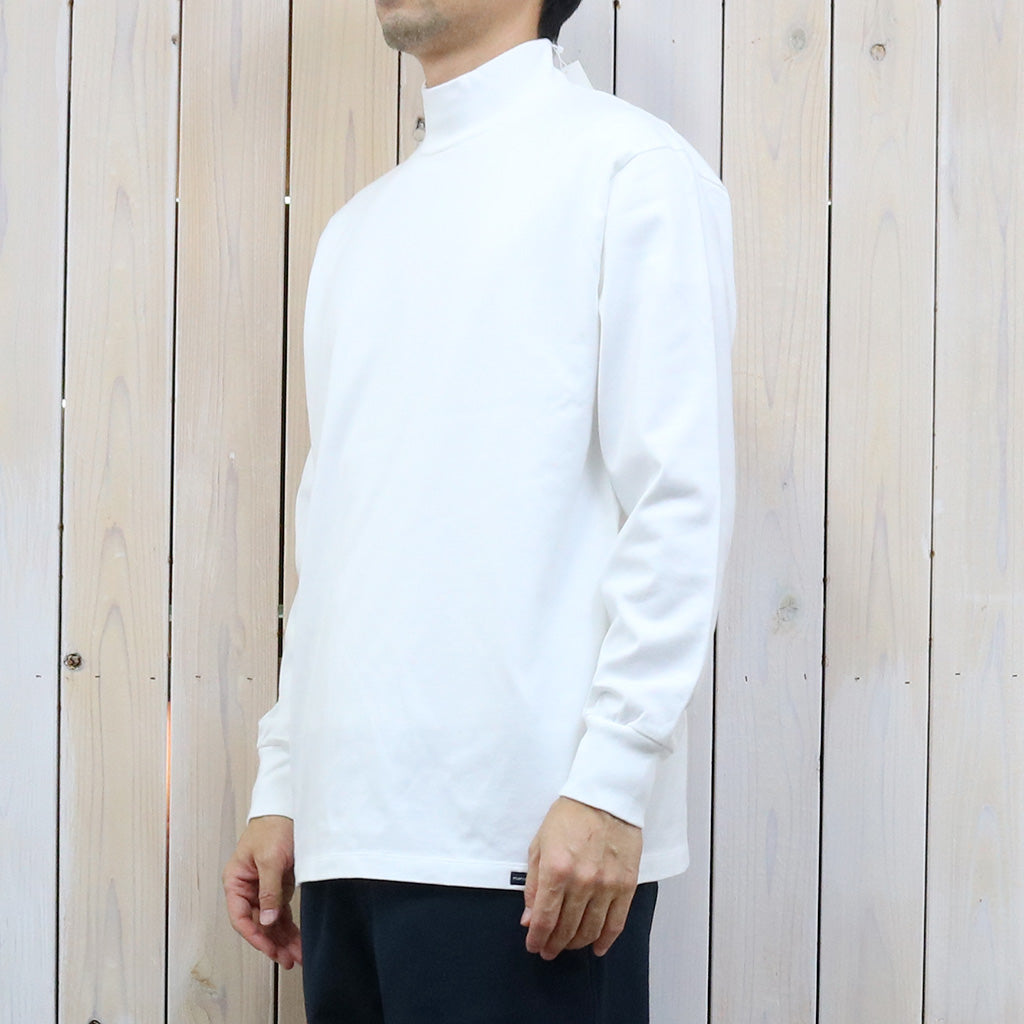 nanamica『L/S Mock Neck Tee』(White)