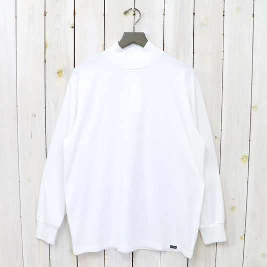 nanamica『L/S Mock Neck Tee』(White)