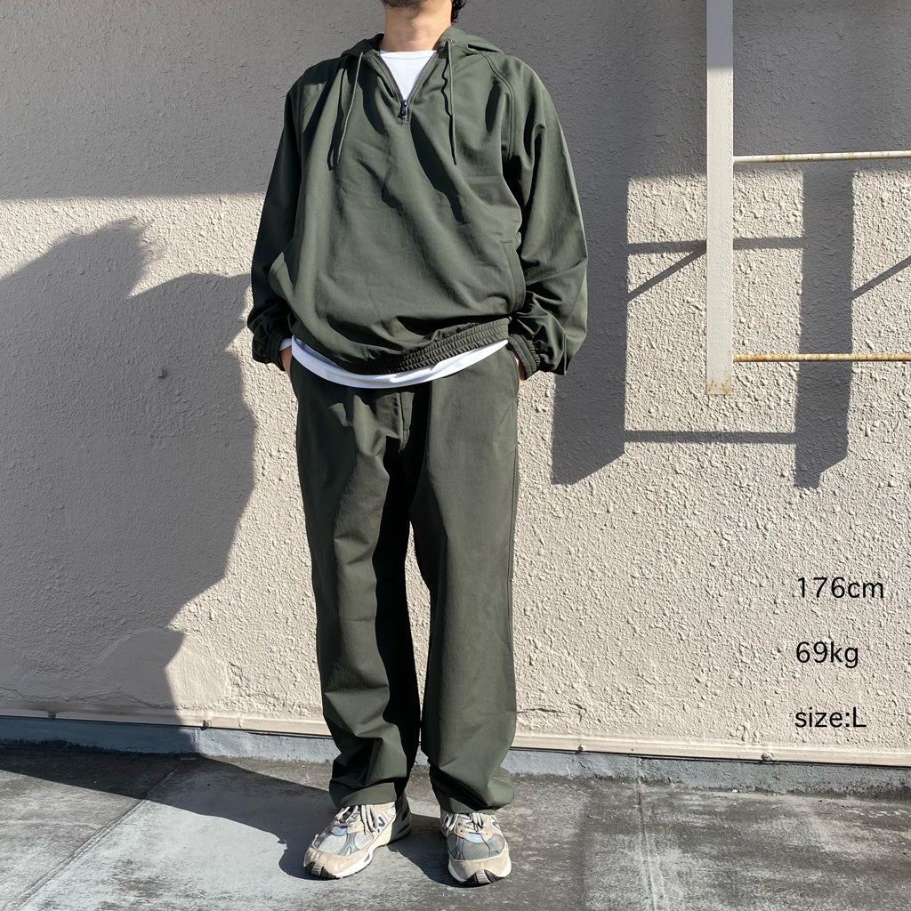 nanamica『ALPHADRY Hoodie』(Olive)