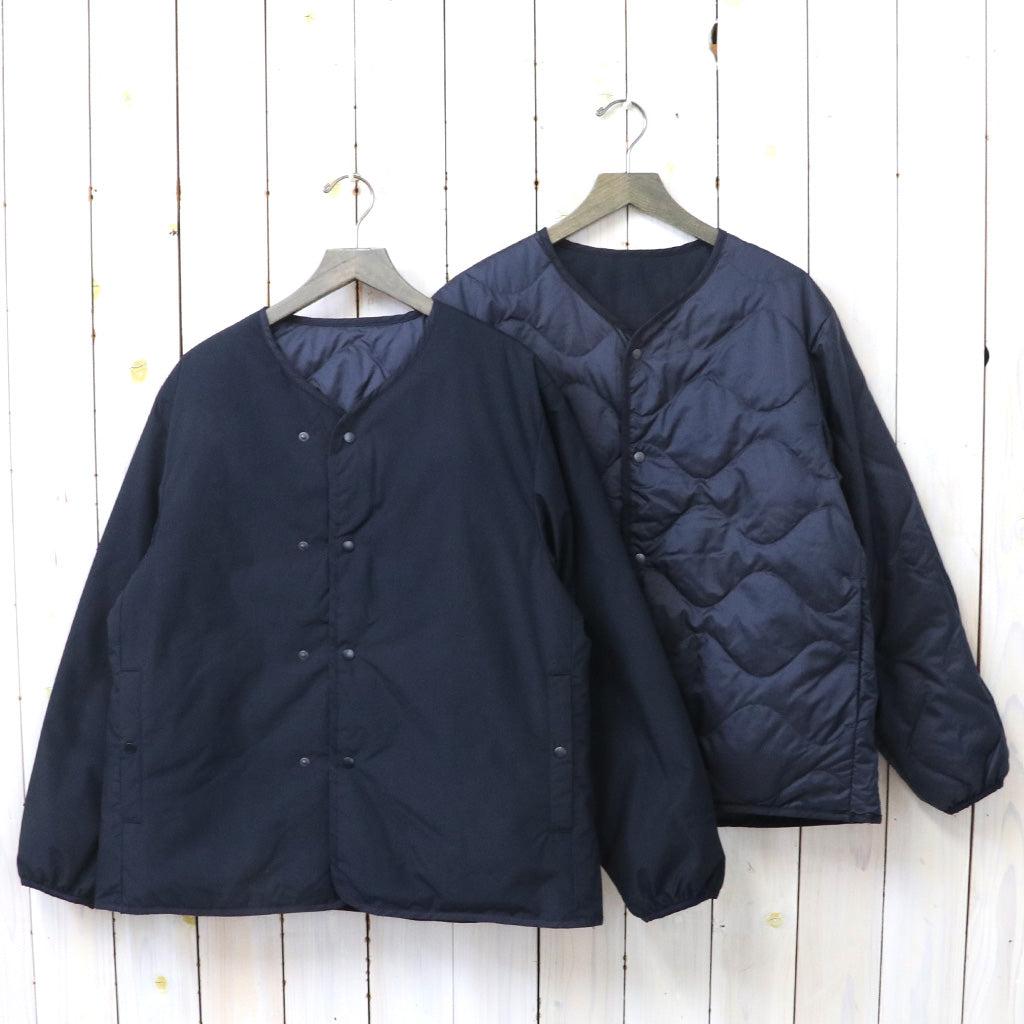 nanamica『Reversible Down Cardigan』(Dark Navy)