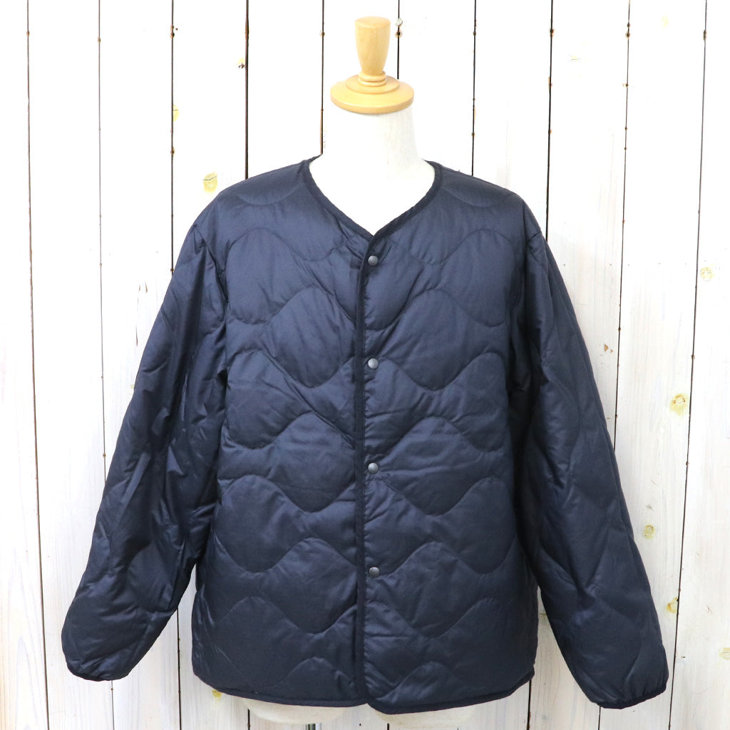 nanamica『Reversible Down Cardigan』(Dark Navy)