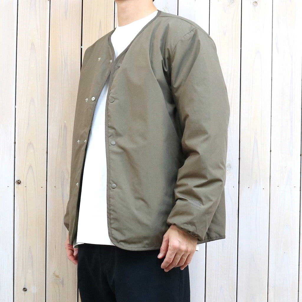 nanamica『Reversible Down Cardigan』(Khaki Beige)