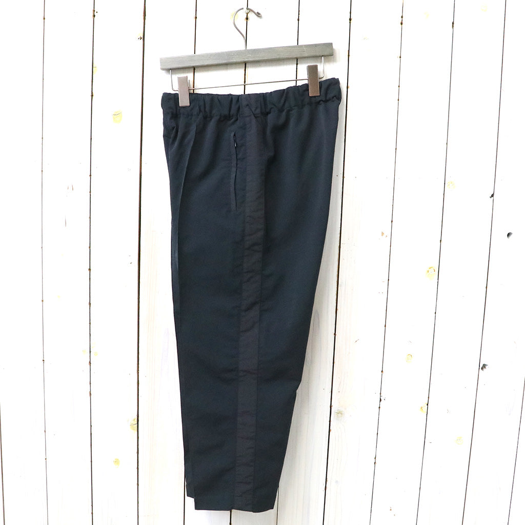 nanamica『ALPHADRY Cropped Pants』(Black)