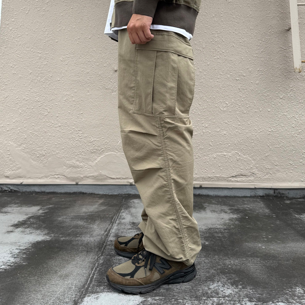 nanamica : ALPHADRY Field Cargo Pants (Taupe)