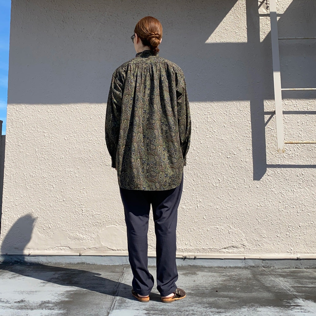 ENGINEERED GARMENTS『Wing Collar Shirt-Cotton Paisley Print』(Olive/Black)