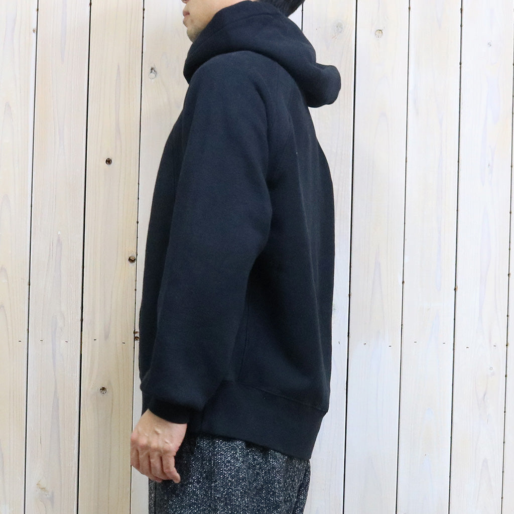 ENGINEERED GARMENTS『Raglan Hoody-12oz Cotton Fleece』(Black)