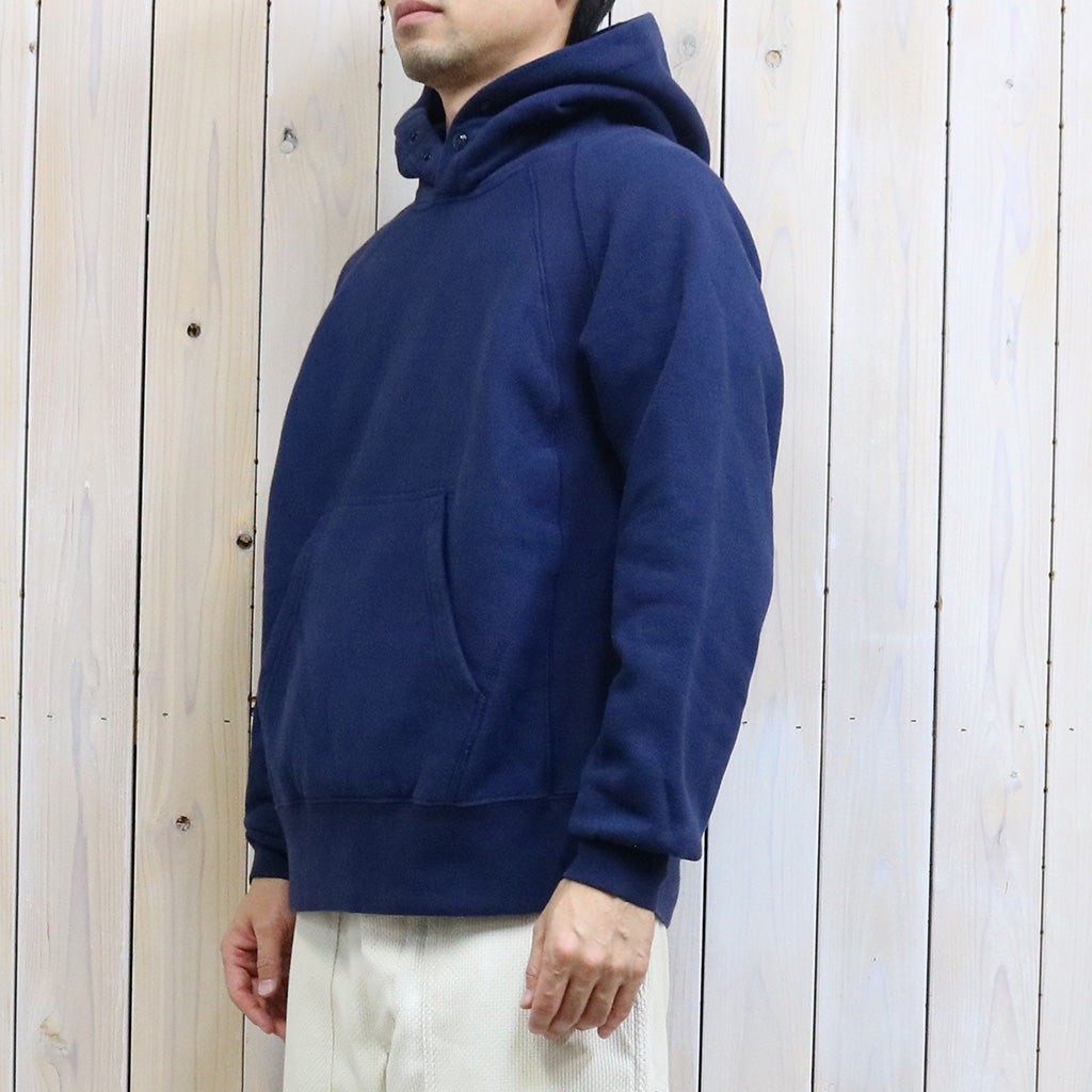 ENGINEERED GARMENTS『Raglan Hoody-12oz Cotton Fleece』(Navy)