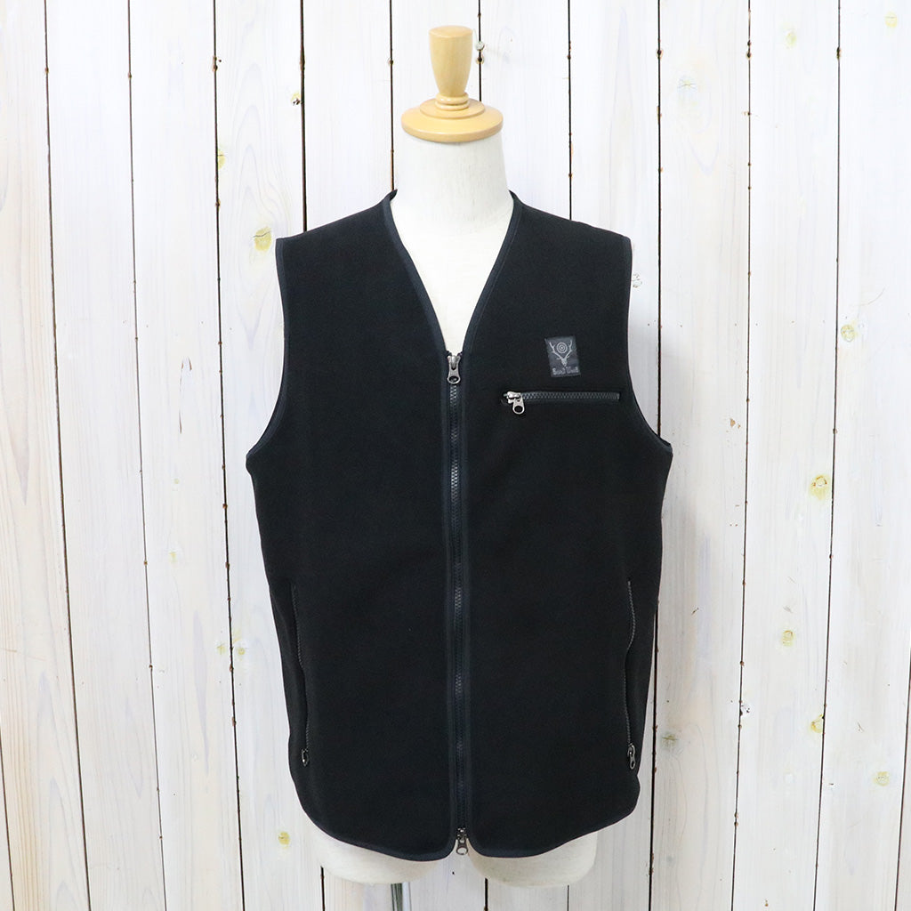 SOUTH2 WEST8『Piping Vest-Poly Fleece』(Black)