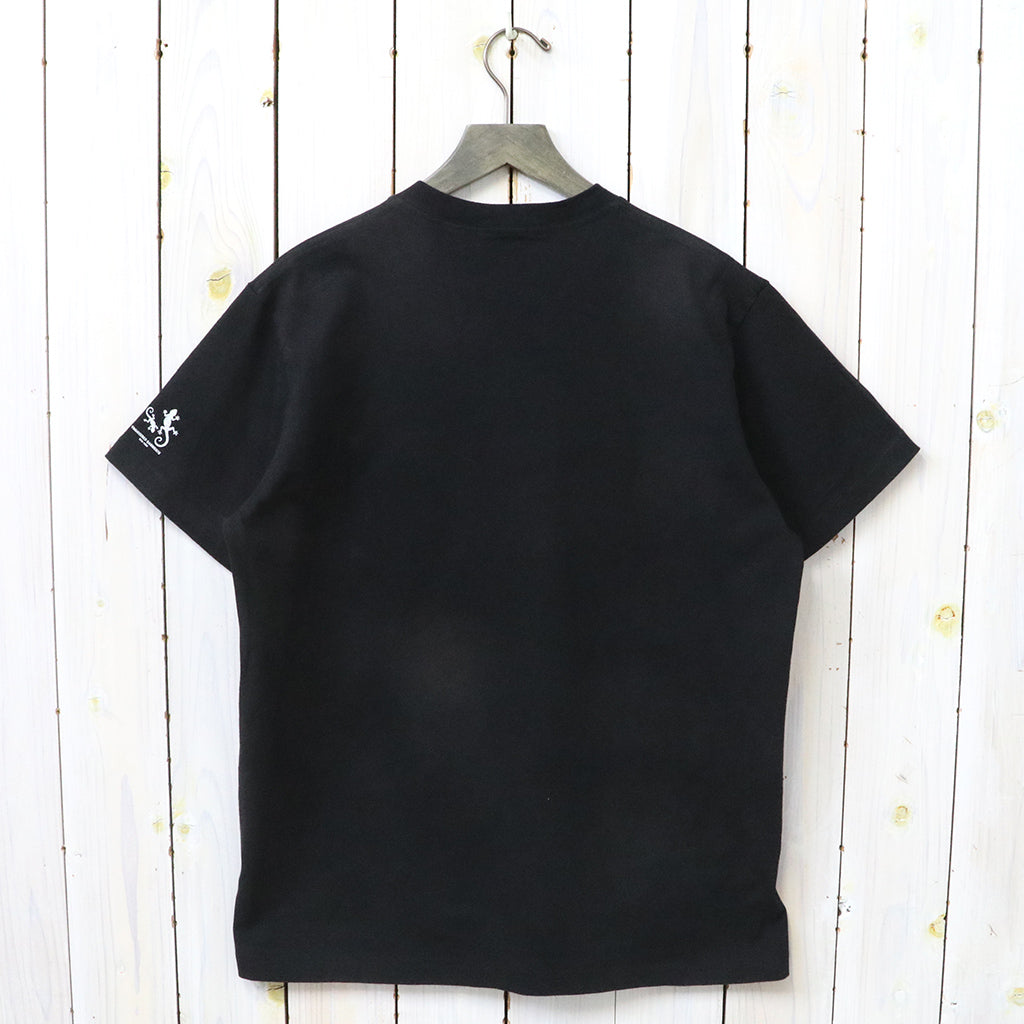 ENGINEERED GARMENTS : Printed Cross Crew Neck T-shirt-Cosmopolitanism (Black)