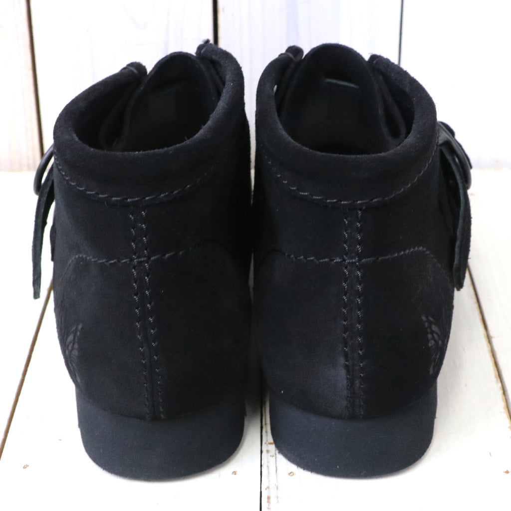 Needles×Clarks『Wallabee BT -Peace Buckle』(Black Suede)