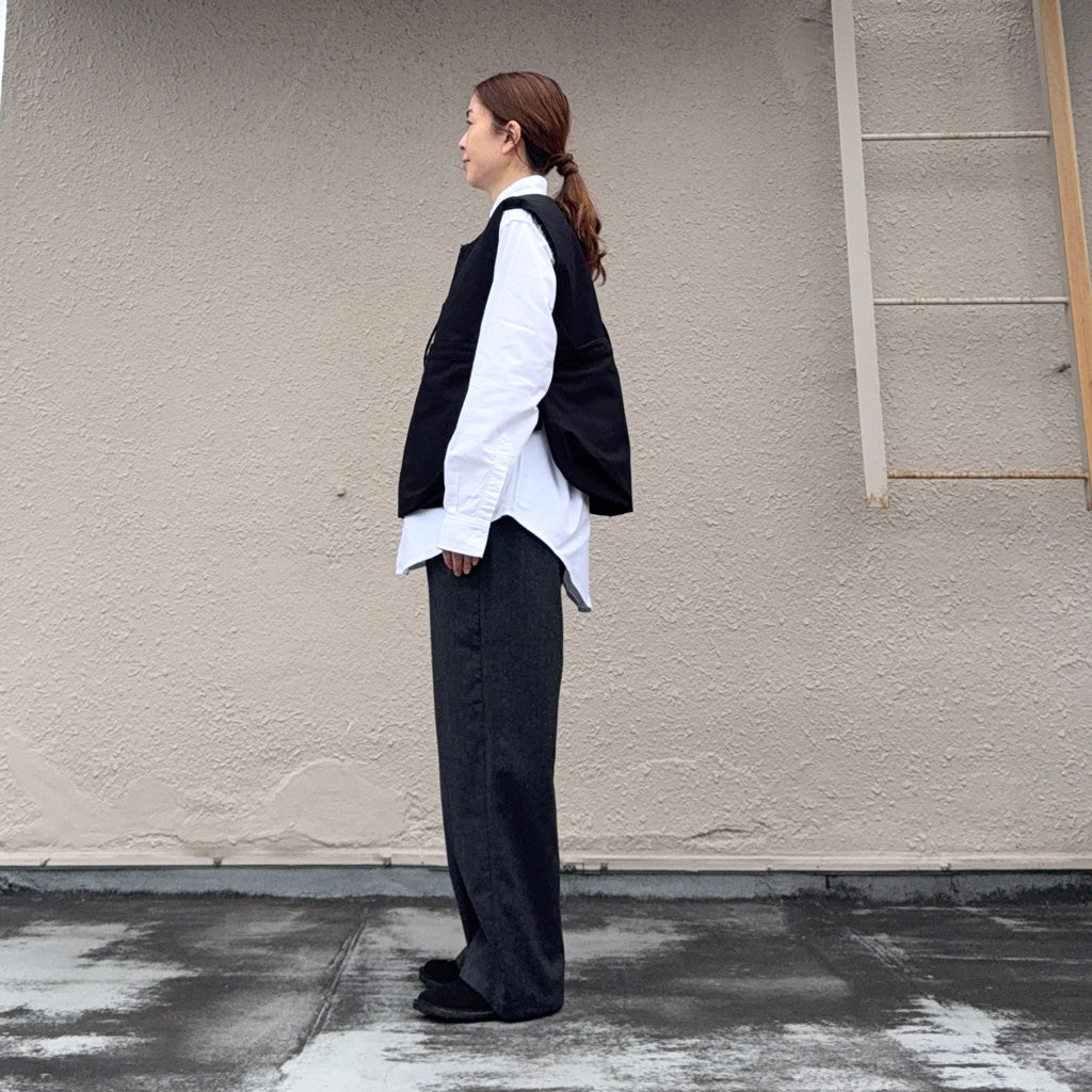 ENGINEERED GARMENTS : Newsboy Vest-Cotton Double Cloth (Black)