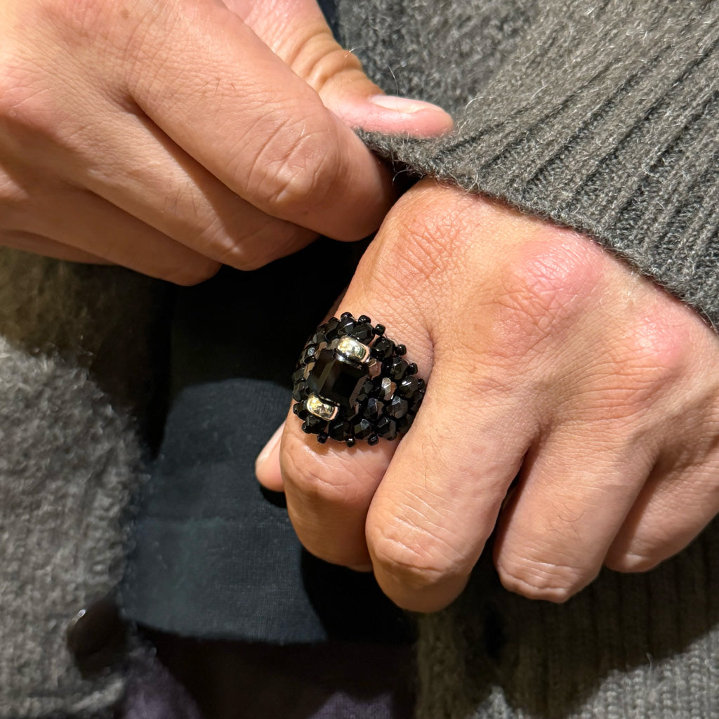 【SALE50%OFF】NeedlesxTie A Knot : Square Crystal Beads Ring (Black/Black)