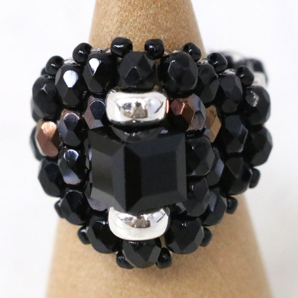 【SALE50%OFF】NeedlesxTie A Knot : Square Crystal Beads Ring (Black/Black)
