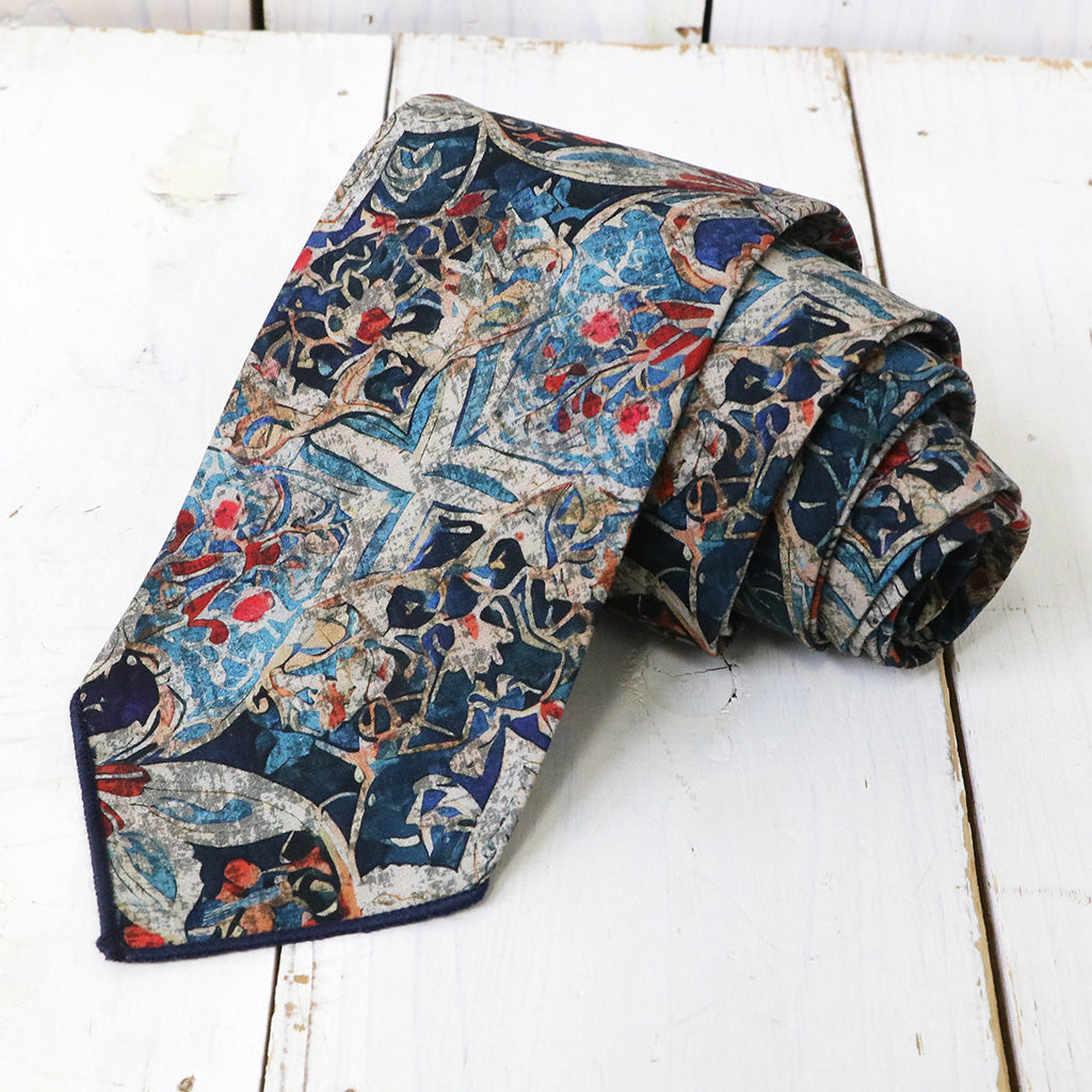 ENGINEERED GARMENTS : Neck Tie-Floral Printed Cotton Lawn