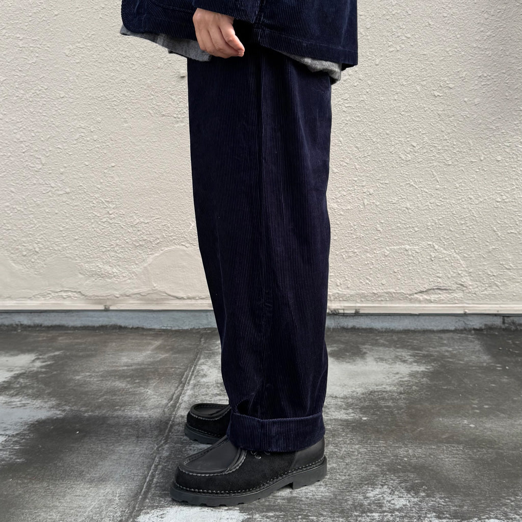 ENGINEERED GARMENTS : Carlyle Pant-8W Corduroy (Dk.Navy)