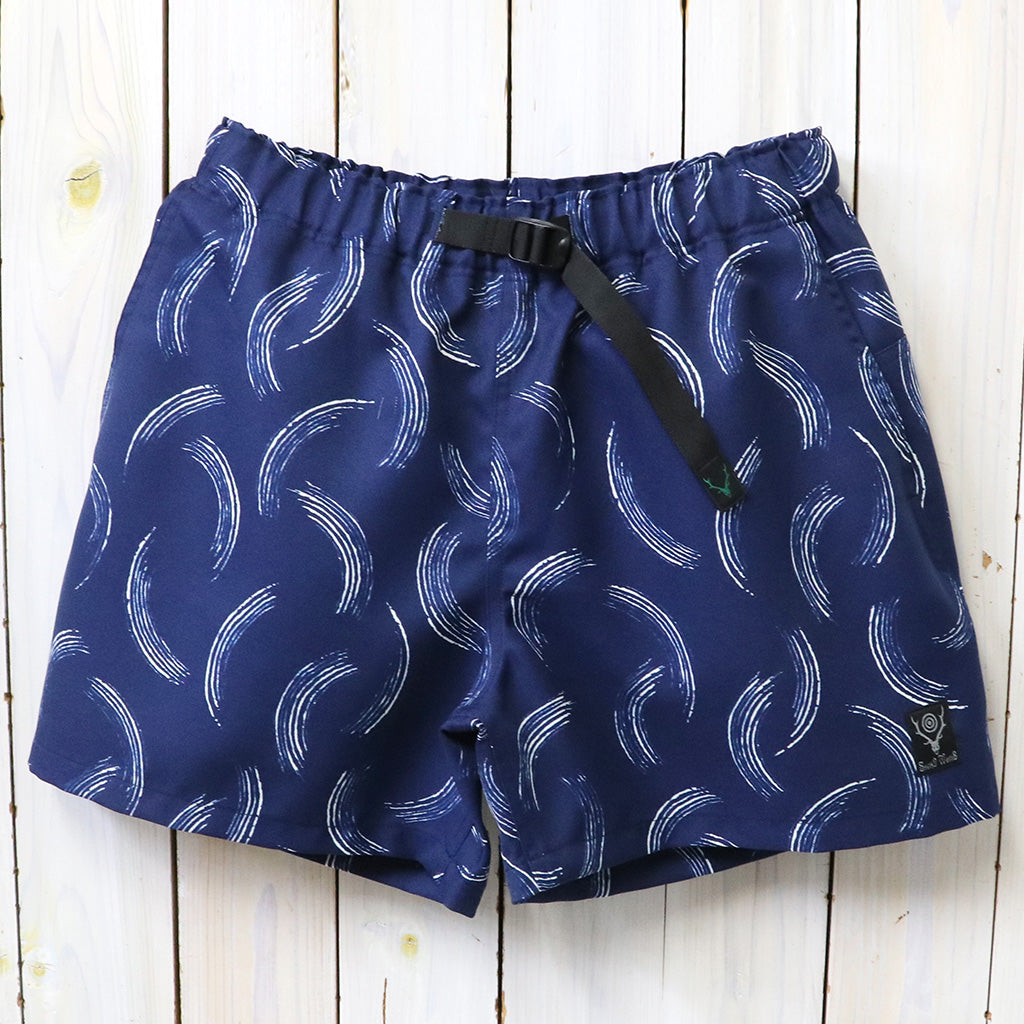 SOUTH2 WEST8 : Belted Short-Poly Twill/Printed (Navy)