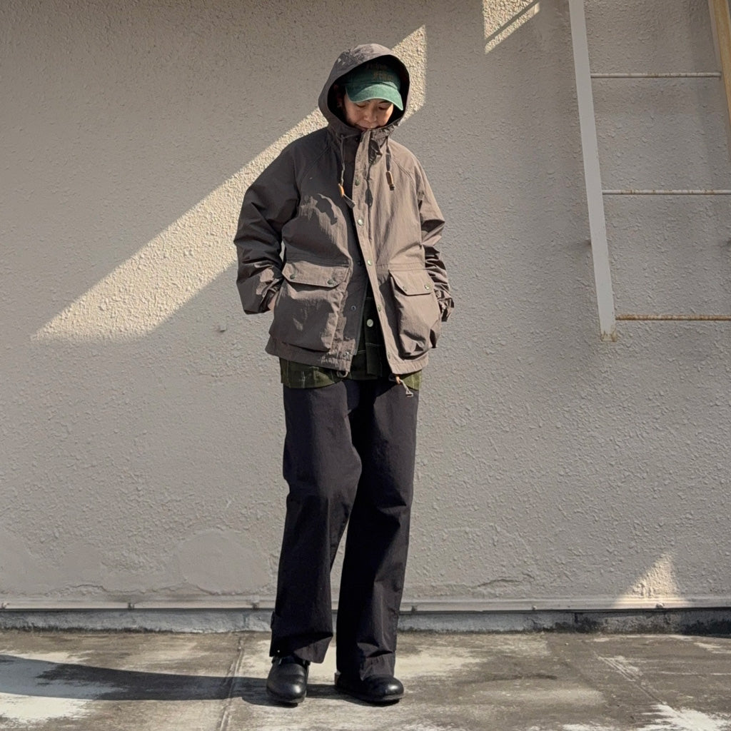 ENGINEERED GARMENTS : Lt Parka-Polyester Taslan (Olive)