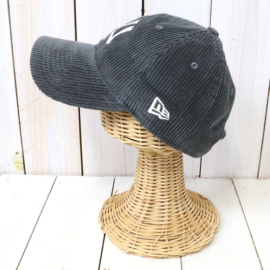 New Era : 9TWENTY CS MLB 8W Corduroy (New York Yankees/GRAY)