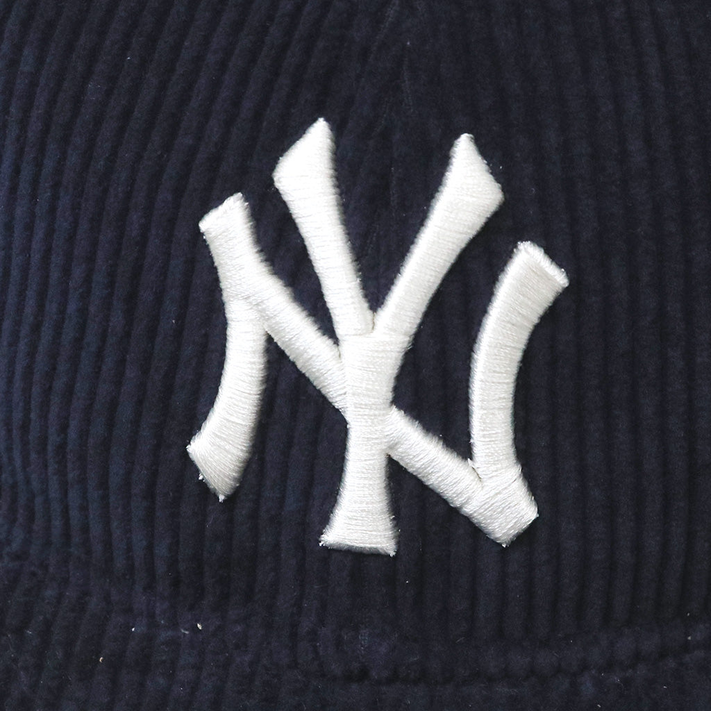 New Era : RC 9FIFTY LS MLB 8W Corduroy (New York Yankees/NAVY)