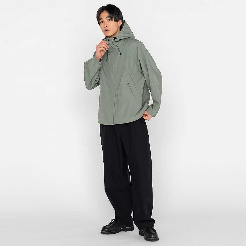 THE NORTH FACE PURPLE LABEL『Mountain Wind Parka』(Sage Green)