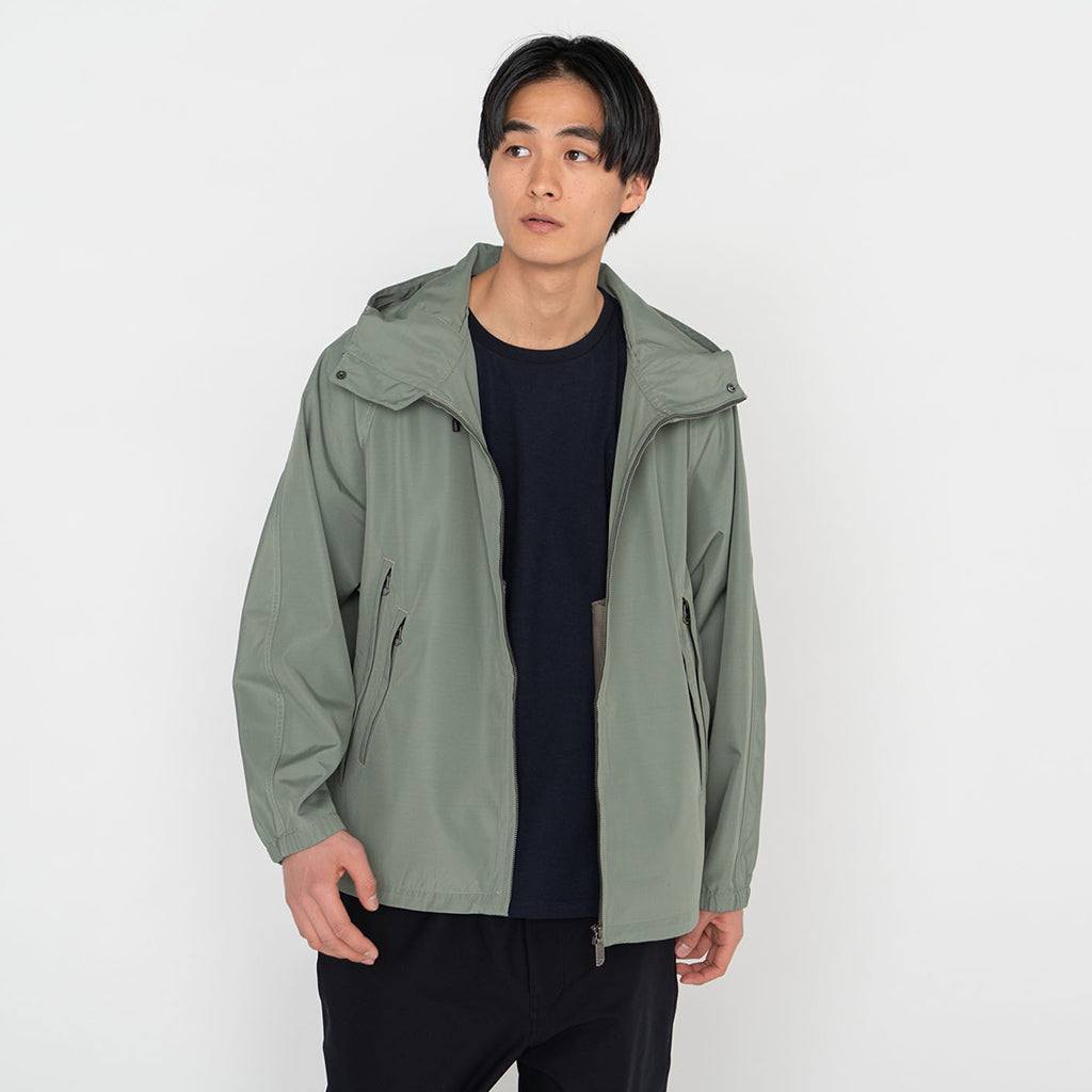 THE NORTH FACE PURPLE LABEL『Mountain Wind Parka』(Sage Green)
