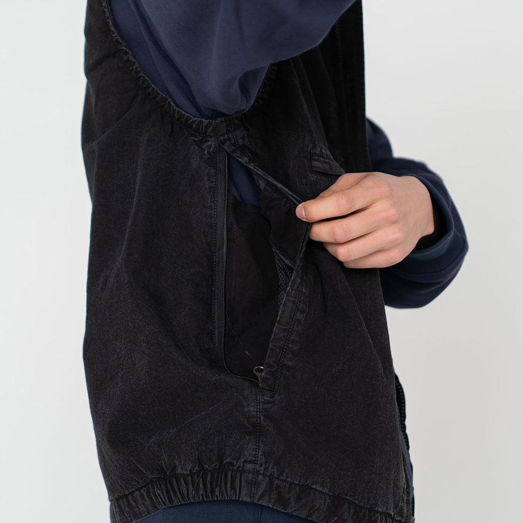 THE NORTH FACE PURPLE LABEL『Indigo Stroll Field Vest』(Black Fade)