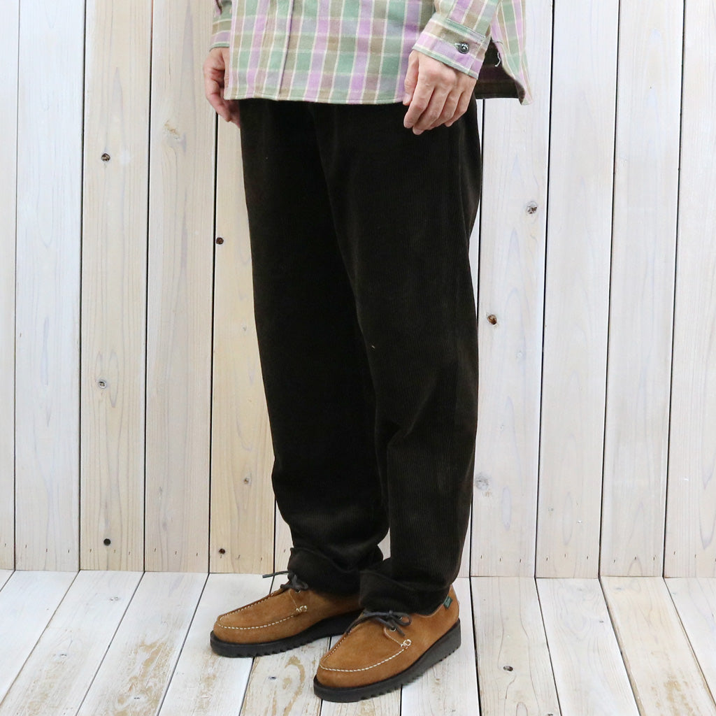 POLO RALPH LAUREN : RELAXED FIT CORDUROY WHITMAN CHINO PLEATED PANTS (DARK BEECH)