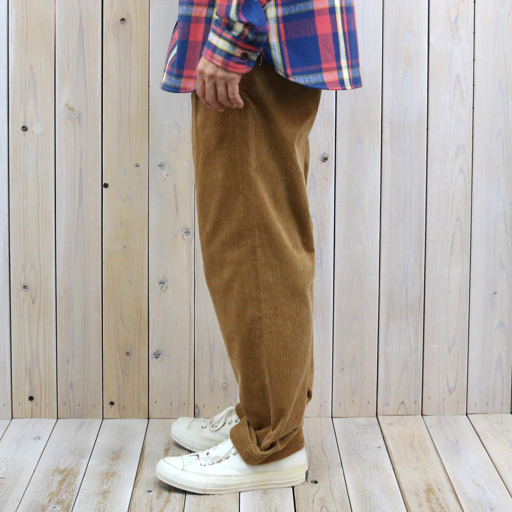 POLO RALPH LAUREN : RELAXED FIT CORDUROY WHITMAN CHINO PLEATED PANTS (GOLDEN BROWN)
