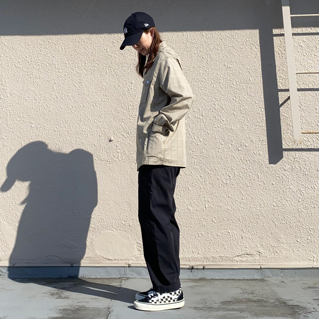 SASSAFRAS『GARDENER OPEN HALF(HOMBRE CHECK)』(BEIGE)