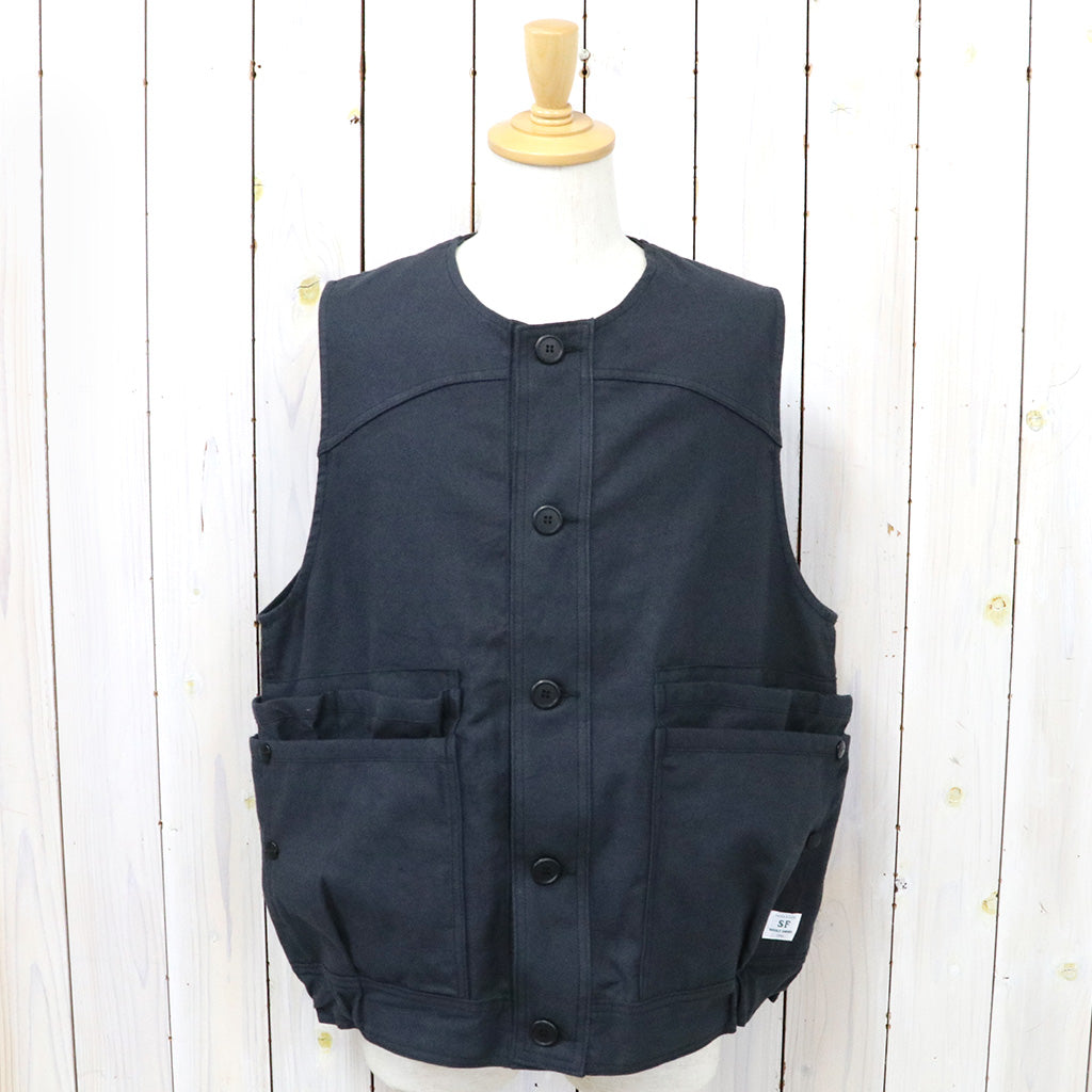 SASSAFRAS『OVERGROWN HIKER VEST(L/R COTTON CANVAS)』(BLACK)