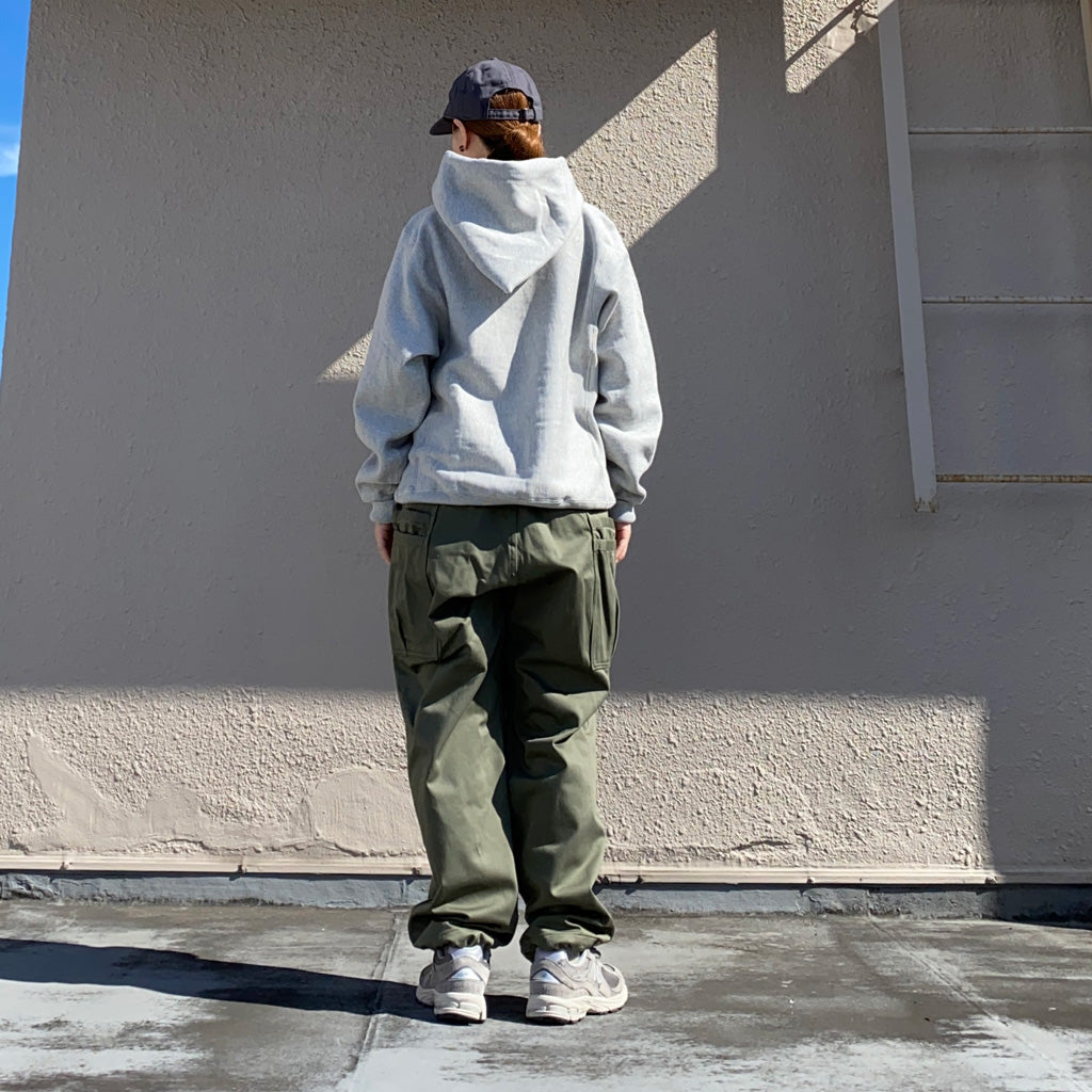 SASSAFRAS『OVERGROWN PANTS(MILITARY SATIN)』(OLIVE)