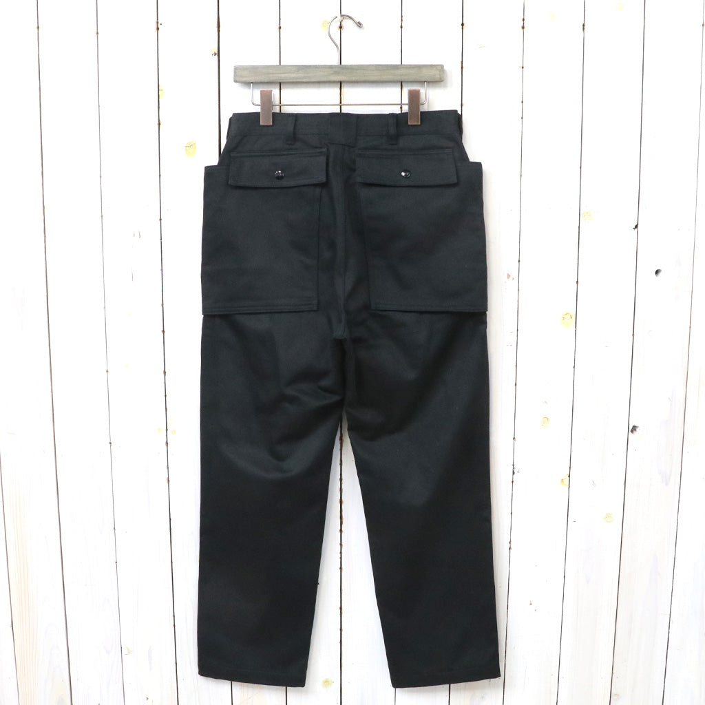 SASSAFRAS『CULTIVATOR PANTS(MILITARY SATIN)』(BLACK)