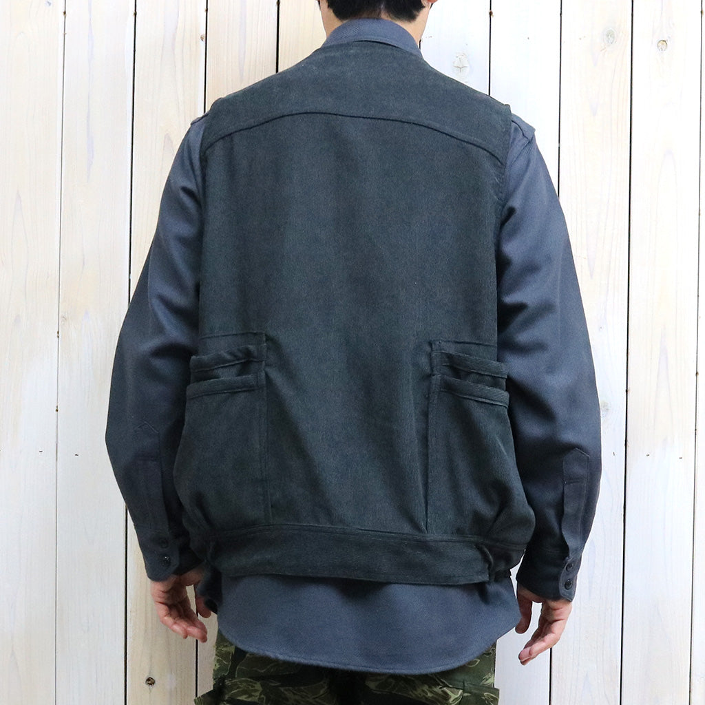 SASSAFRAS『OVERGROWN HIKER VEST(ACTIVE CORDUROY)』(BLACK)