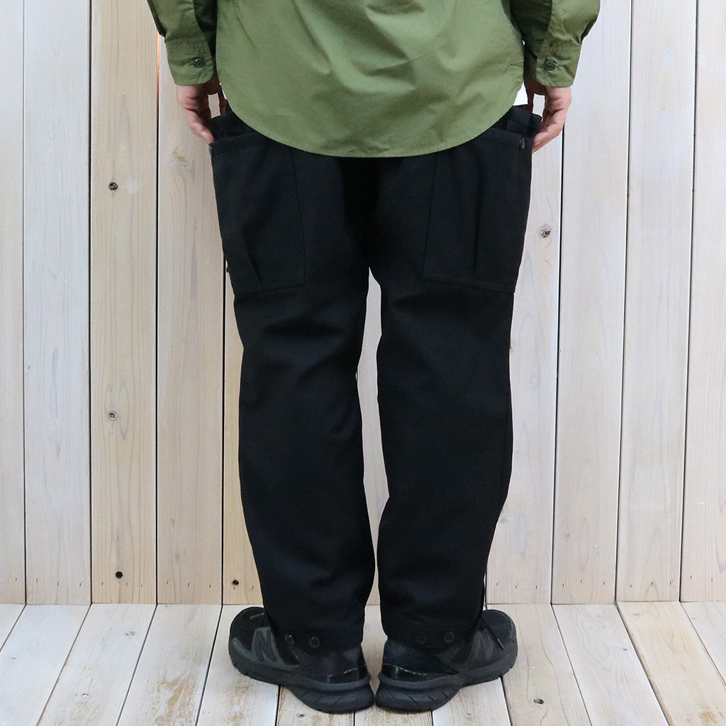 SASSAFRAS『OVERGROWN PANTS 4/5(BACK SATIN)』(BLACK)