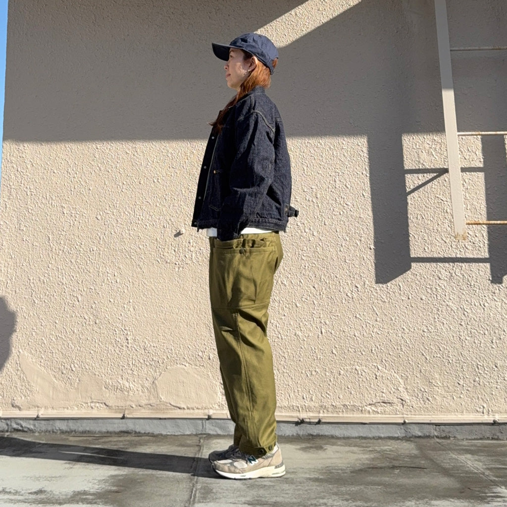 SASSAFRAS : OVERGROWN PANTS 4/5(BACK SATIN) (OLIVE)