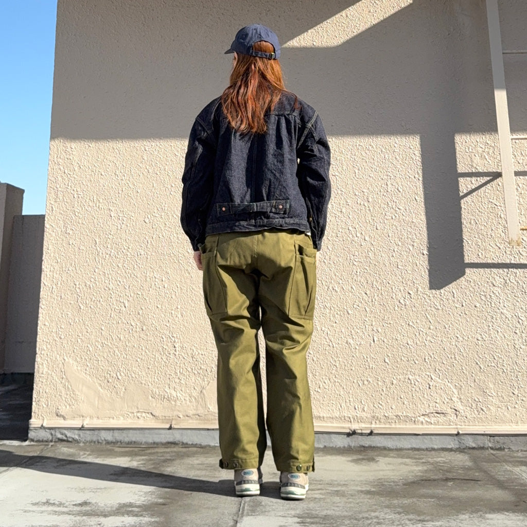SASSAFRAS : OVERGROWN PANTS 4/5(BACK SATIN) (OLIVE)