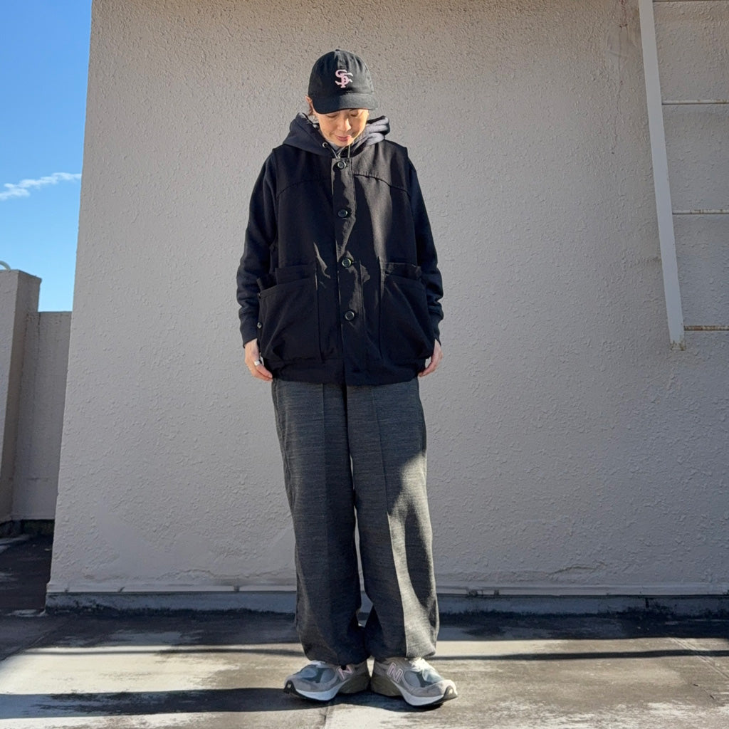 SASSAFRAS : OVERGROWN HIKER VEST(P/C WEATHER) (BLACK)