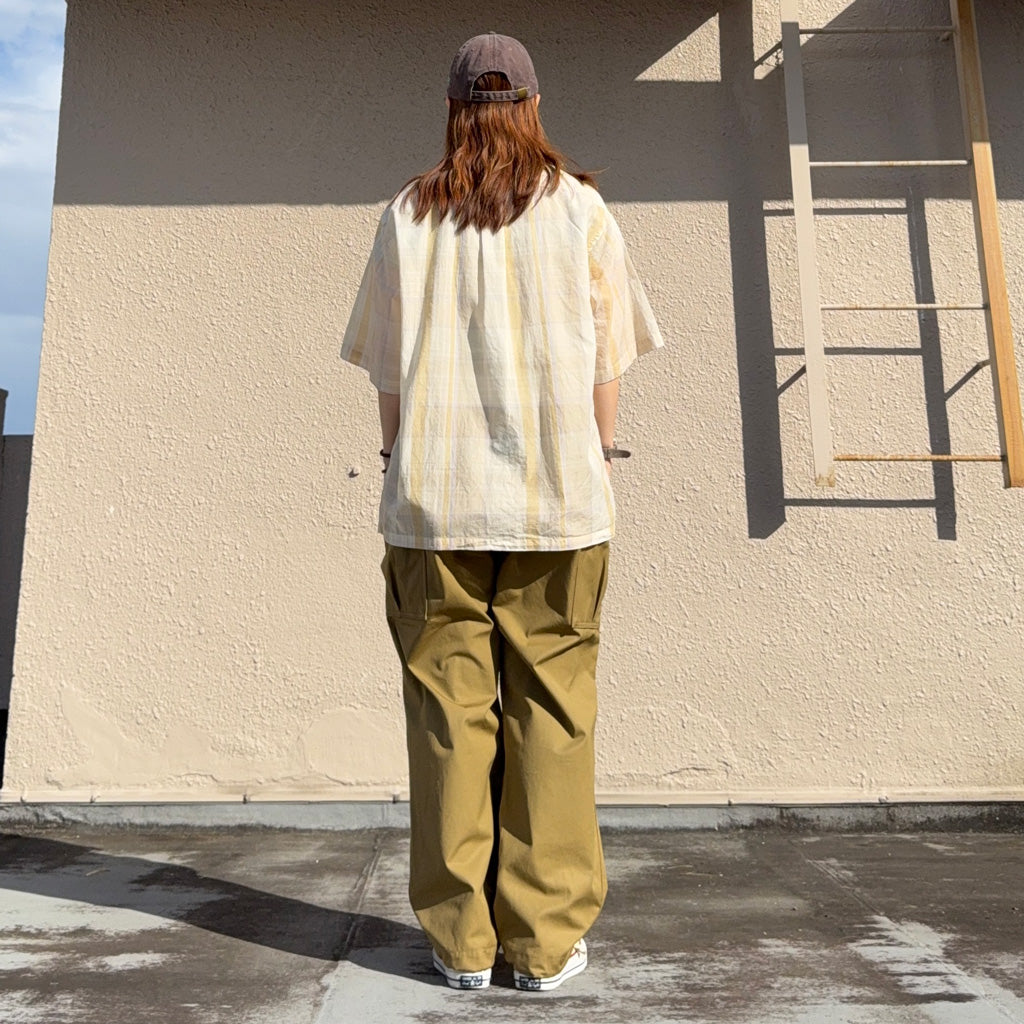 SASSAFRAS : OVERGROWN PANTS-POPLIN (Khaki)