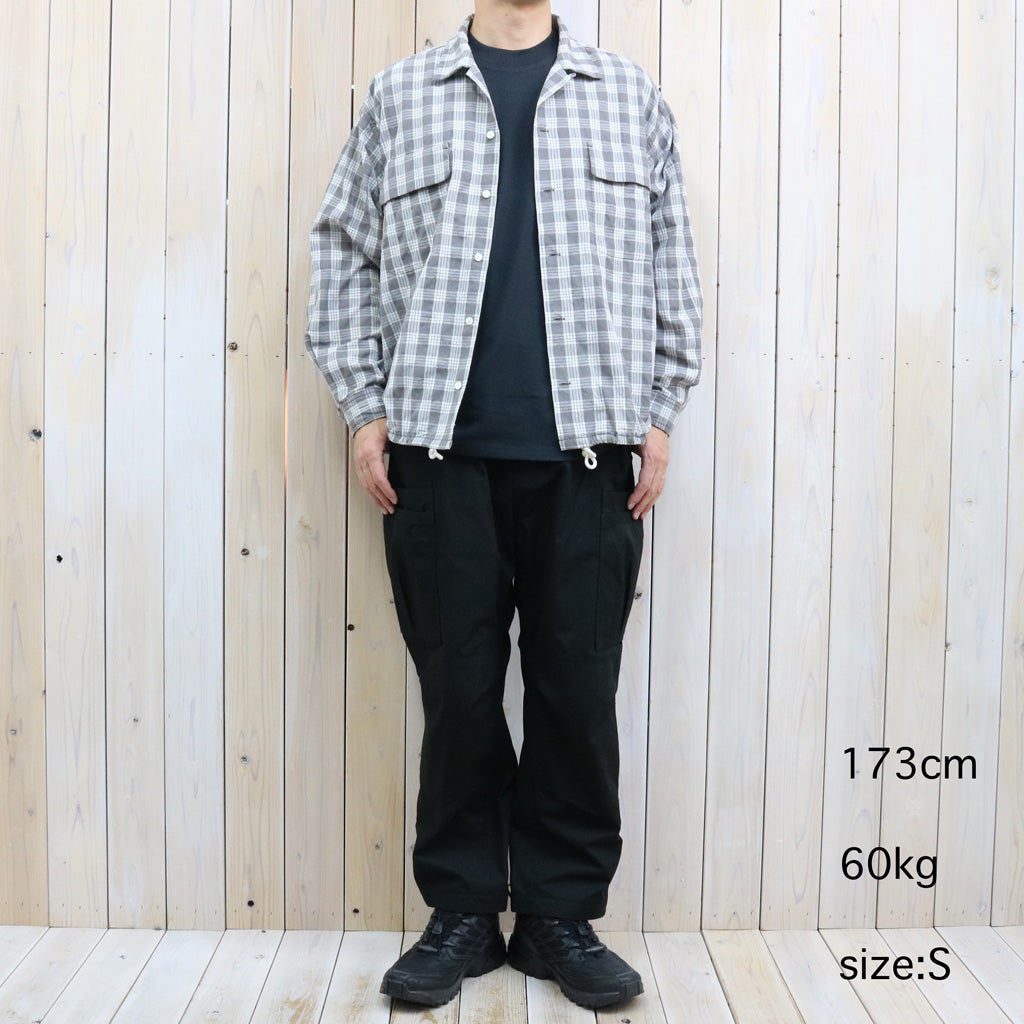 SASSAFRAS : OVERGROWN PANTS 4/5-ARMY RIPSTOP (BLACK)