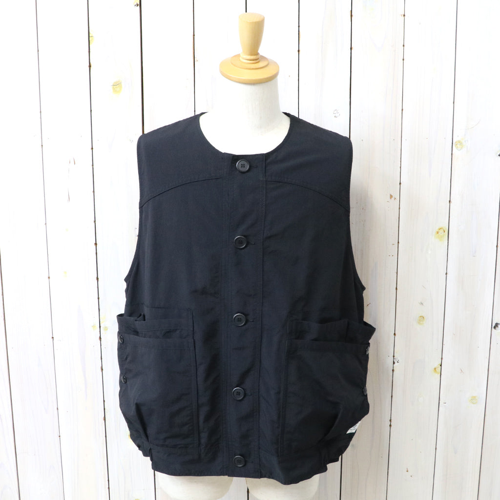 SASSAFRAS : OVERGROWN HIKER VEST-NYLON RIPSTOP (BLACK)
