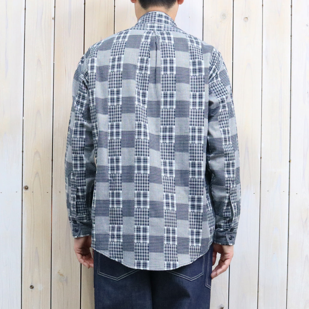 SASSAFRAS : WHEEL BARROW SHIRT-RANDOM PATCHWORK CHECK (NAVY/WHITE)