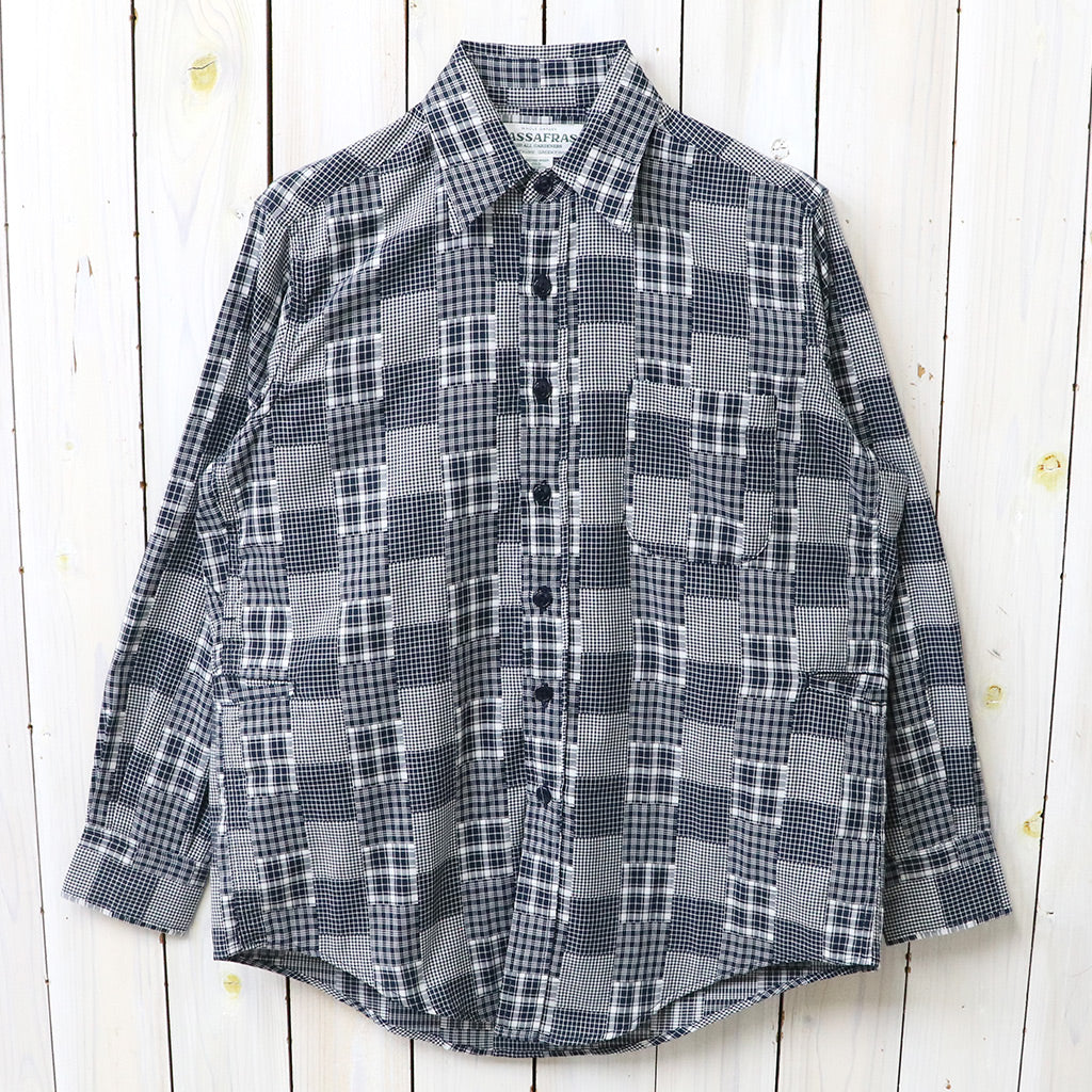 SASSAFRAS : WHEEL BARROW SHIRT-RANDOM PATCHWORK CHECK (NAVY/WHITE)