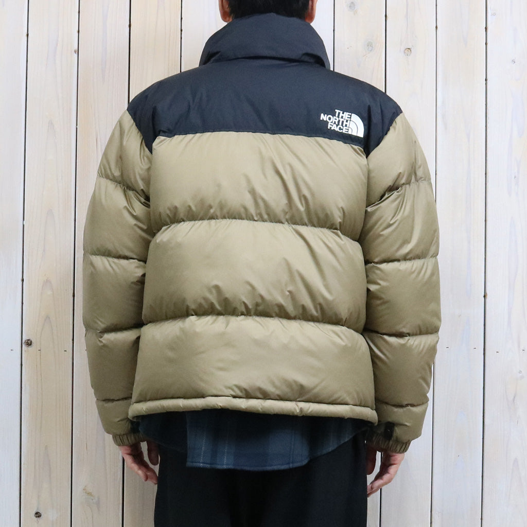 THE NORTH FACE : Nuptse Jacket (ブラック/クラシックカーキ)