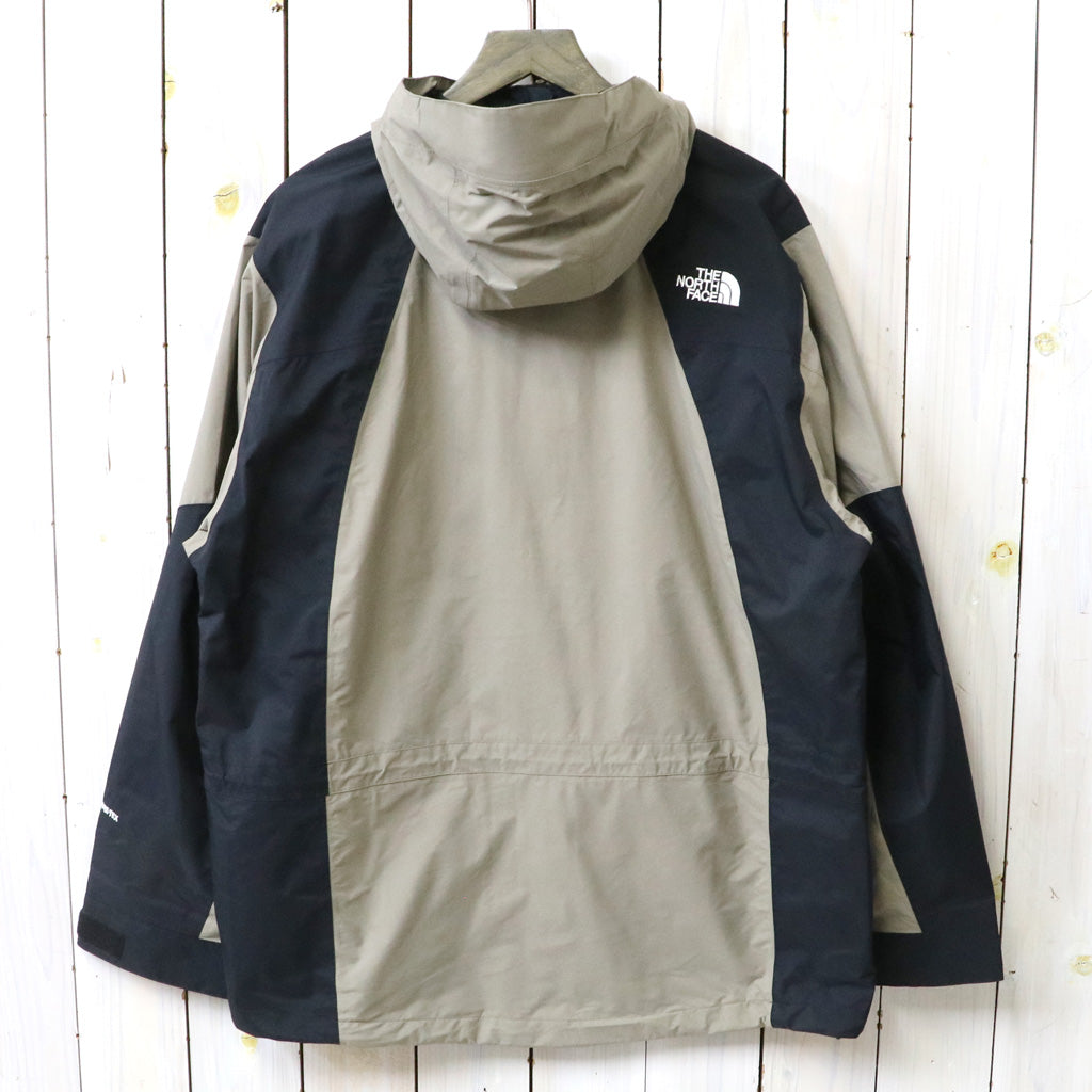 THE NORTH FACE : 2000 Retro Mountain Light Jacket (マッシュルーム/ブラック)
