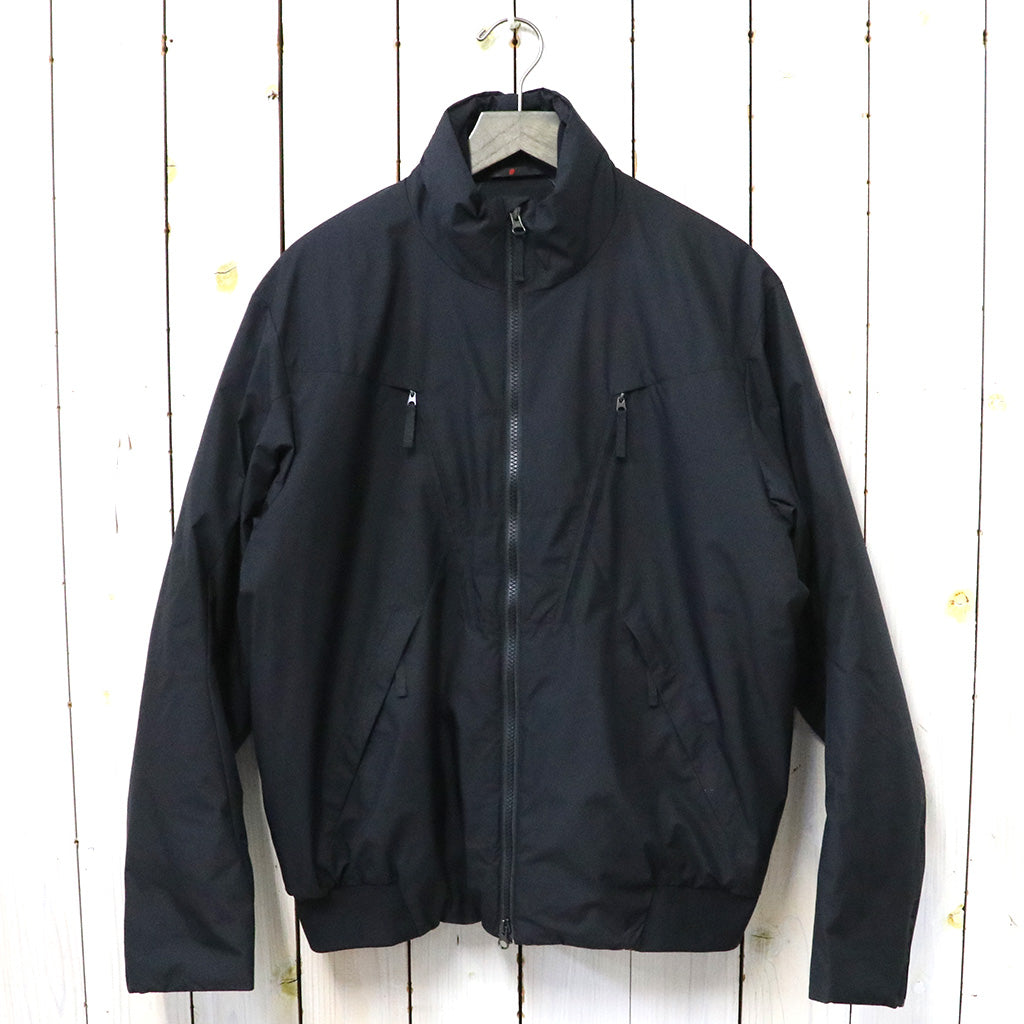 Tilak-Poutnik『Continental Jacket』(Caviar Black)